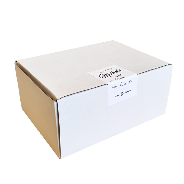 Best Mum Gift Box with a pack of loose leaf tea, tea strainer, best mum candle and designed greeting card that says 'Love you, Mum'